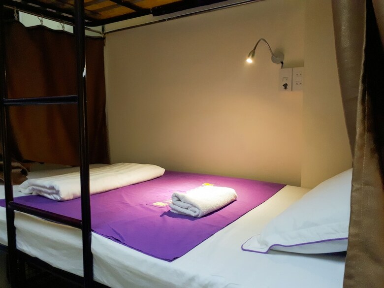 Hostal Backpack Abode Hostel
