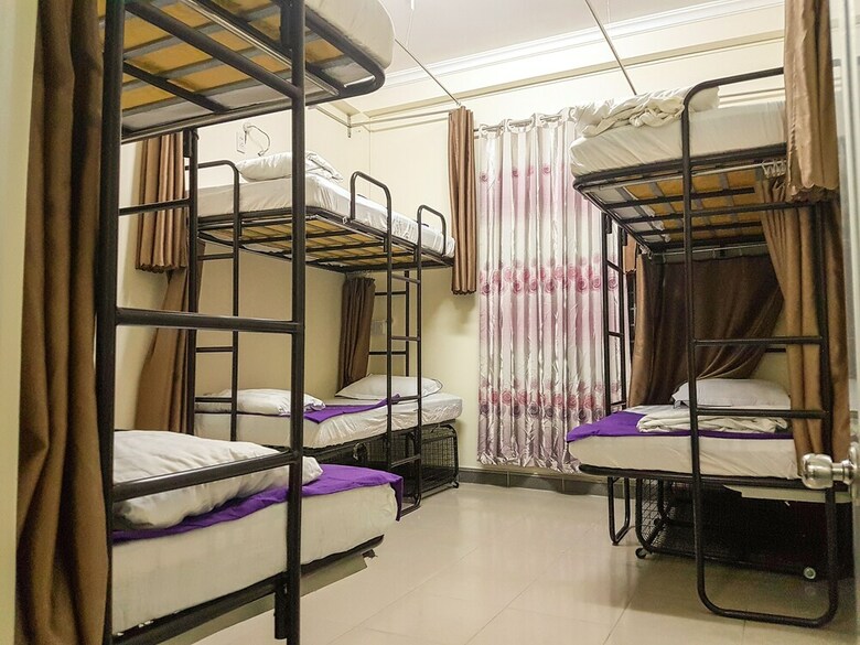 Hostal Backpack Abode Hostel