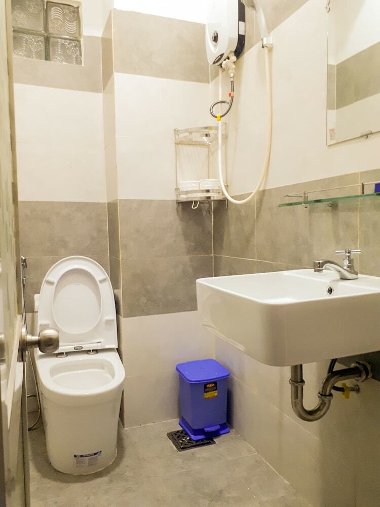 Hostal Backpack Abode Hostel