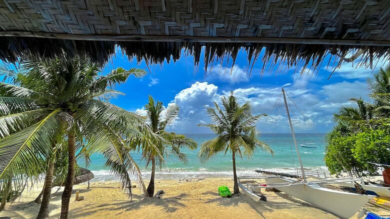 Hotel Coco Grove Beach Resort