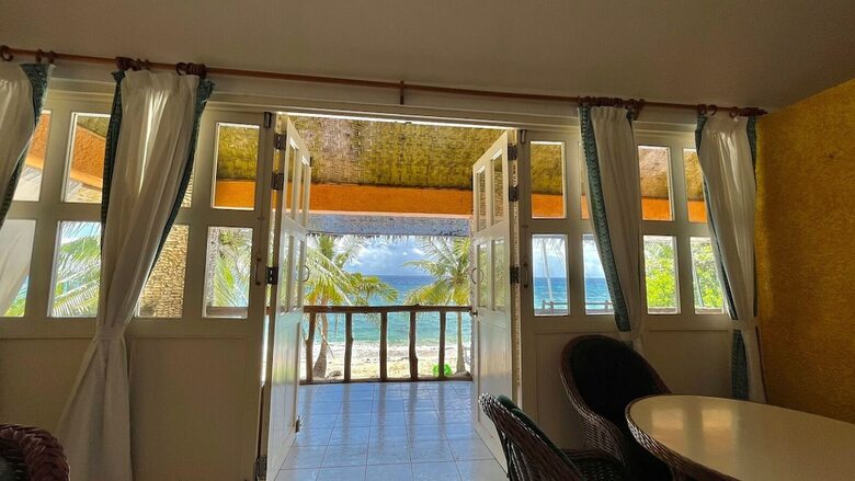 Hotel Coco Grove Beach Resort