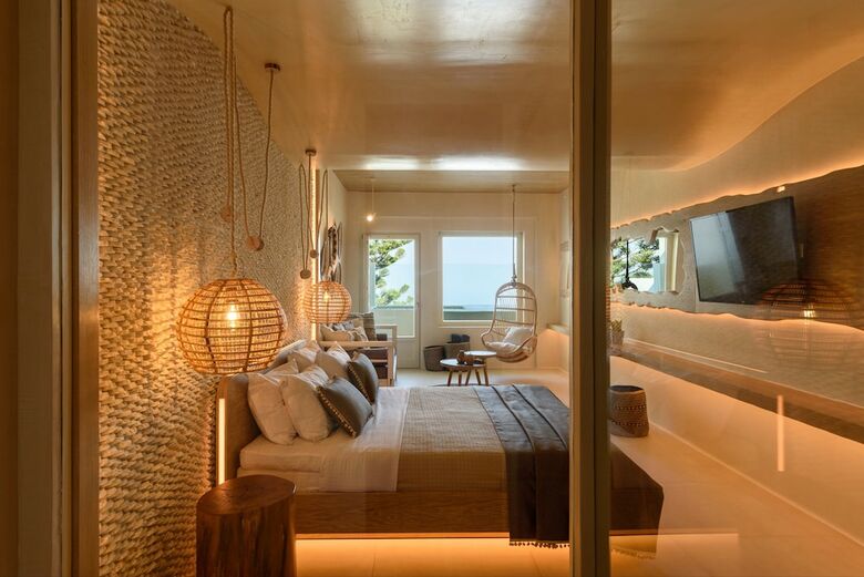 Bed & Breakfast Divelia East