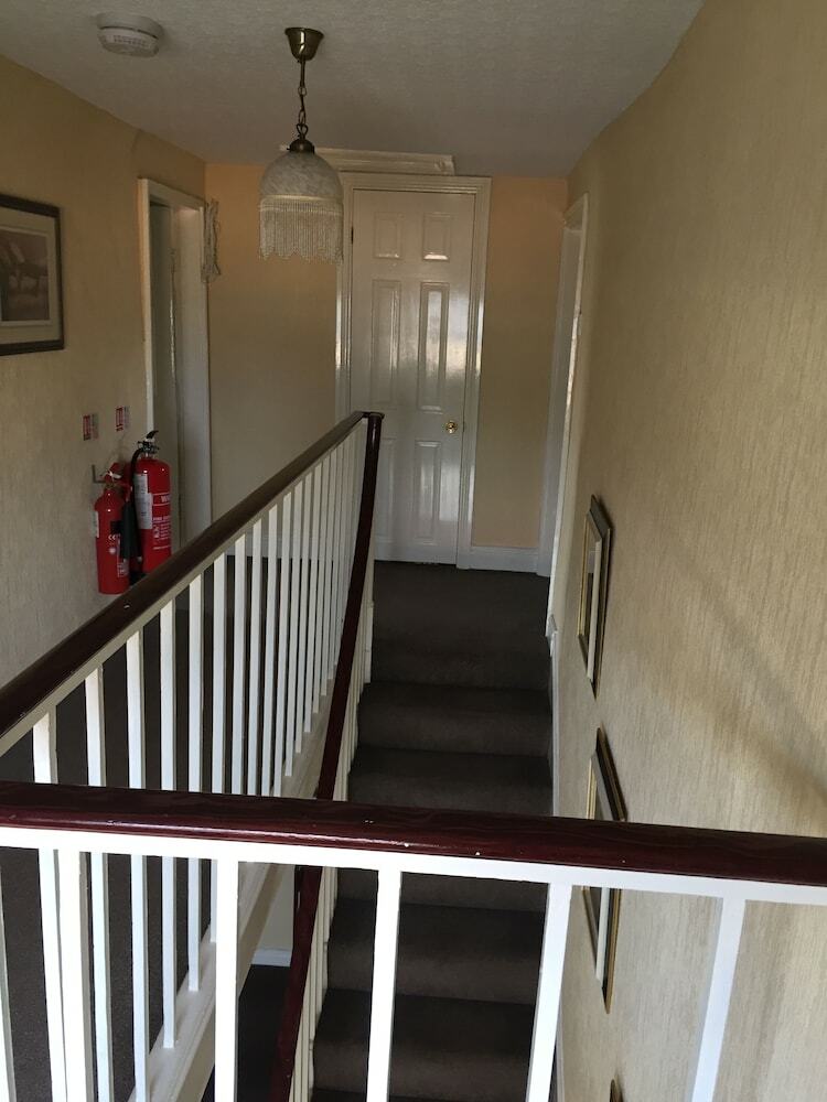 Holden House Bed & Breakfast