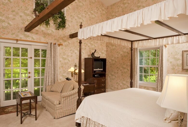 Bed & Breakfast Fairville Inn