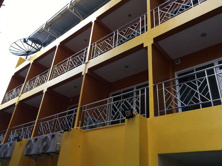 Hotel Baan Wanchart Bangkok Residences