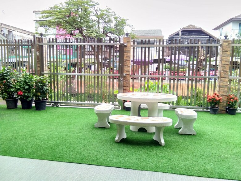 Hotel Baan Wanchart Bangkok Residences