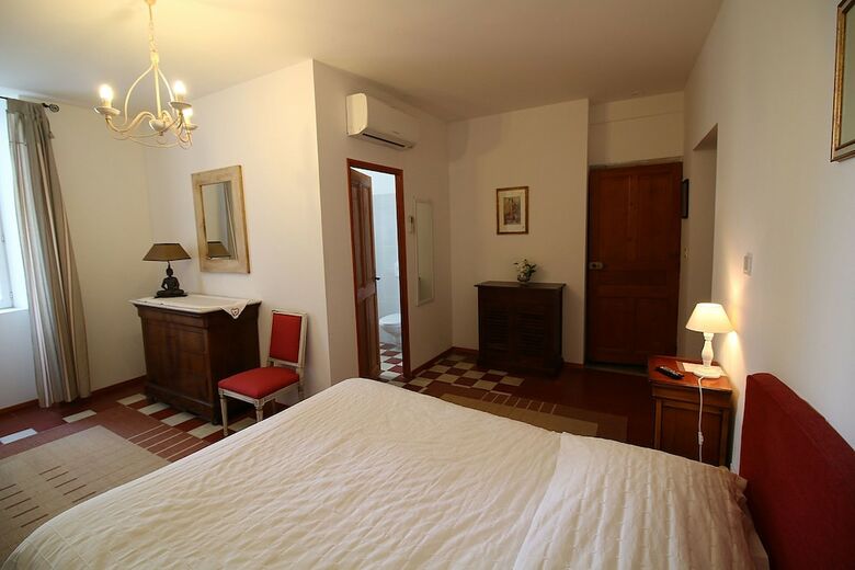Hotel La Bastide Du Vebron