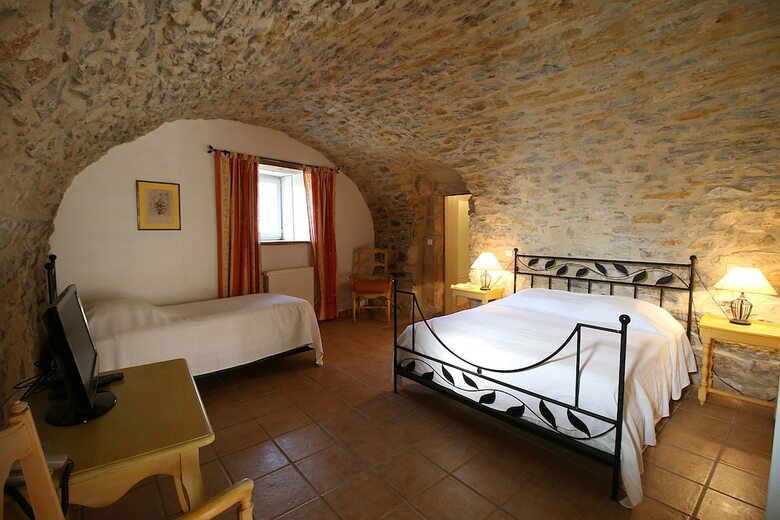 Hotel La Bastide Du Vebron