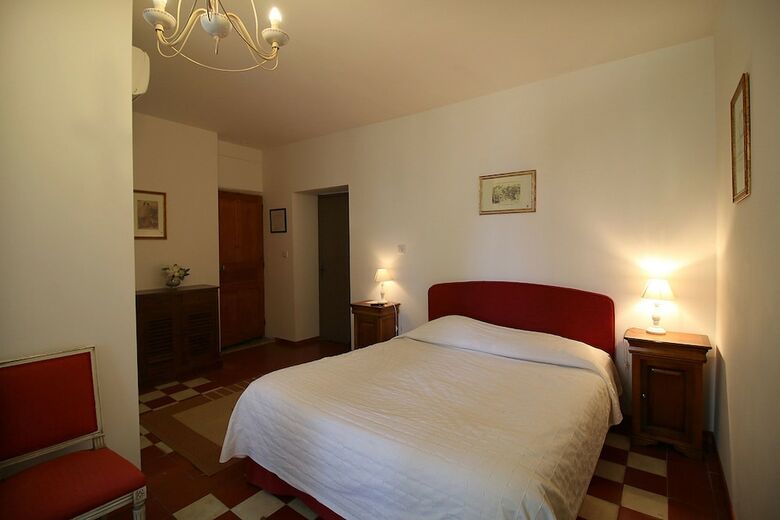 Hotel La Bastide Du Vebron