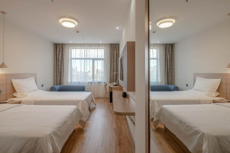 Shanghai Future Shangju Hotel