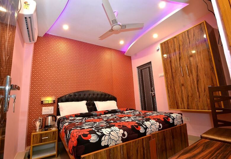 Hotel Walkin Shiva P Guest House