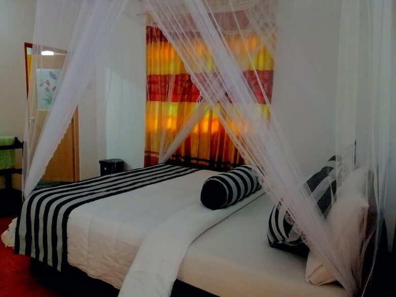 Hotel Ella Wisdom Home