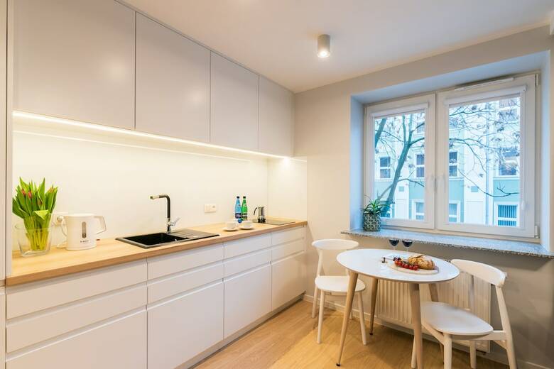 Q17 Apartments