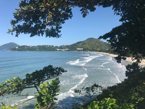 Hotel Ponta Das Toninhas
