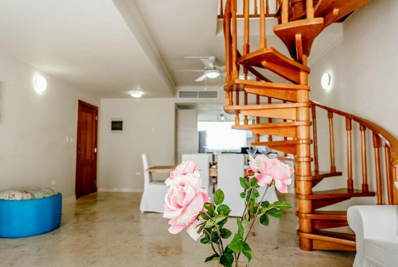 Aparthotel Everything Punta Cana - Pool & Beach
