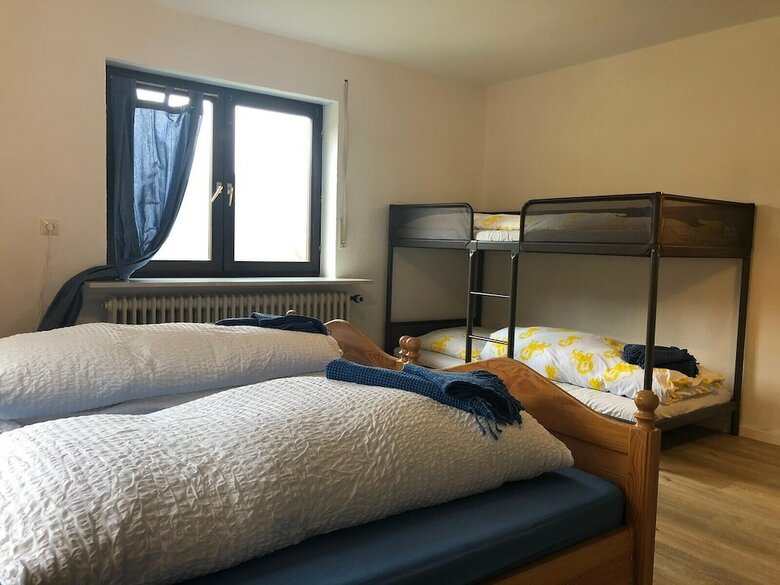 Hostal Sporthostel R�ssle