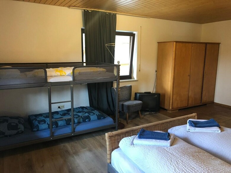 Hostal Sporthostel R�ssle