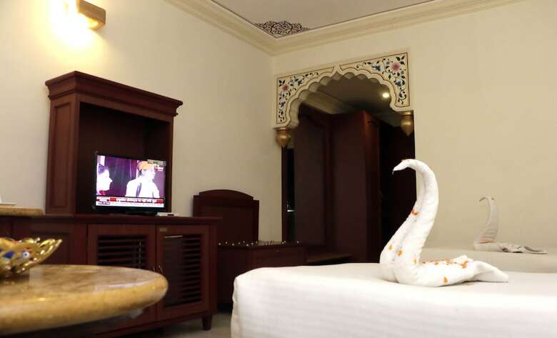 Hotel Deoki Niwas Palace