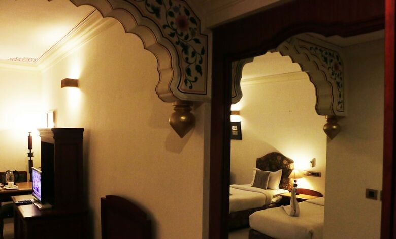 Hotel Deoki Niwas Palace