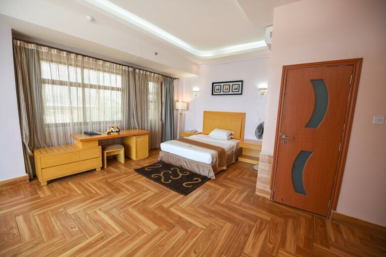 Aparthotel Bmk House Apartments