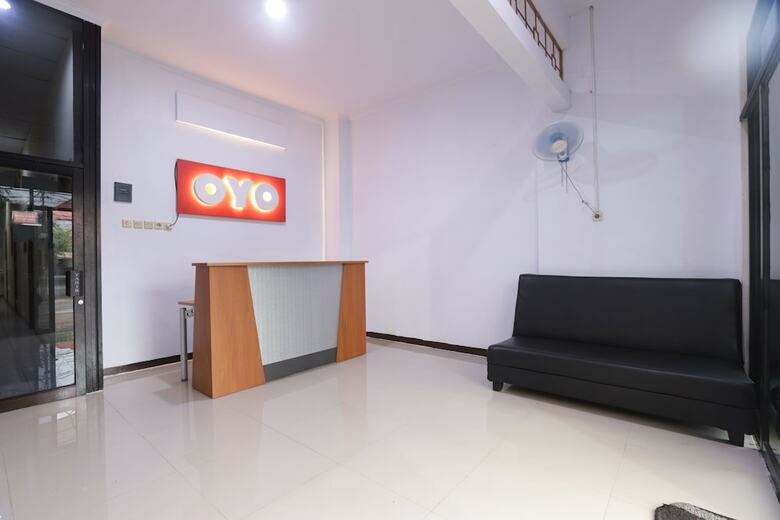 Hotel Oyo 176 Virgo Residence