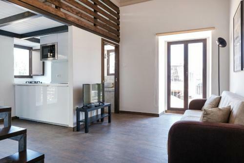 Alcal� Living Apartments