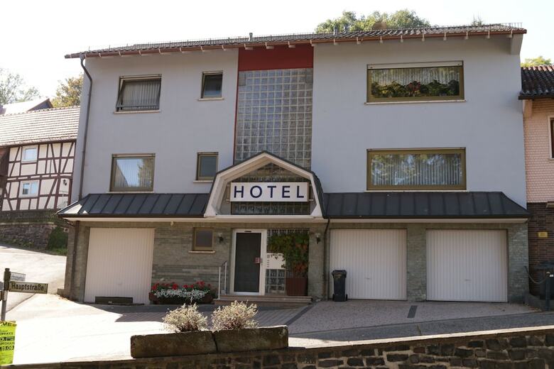 Hotel-ristorante �tna