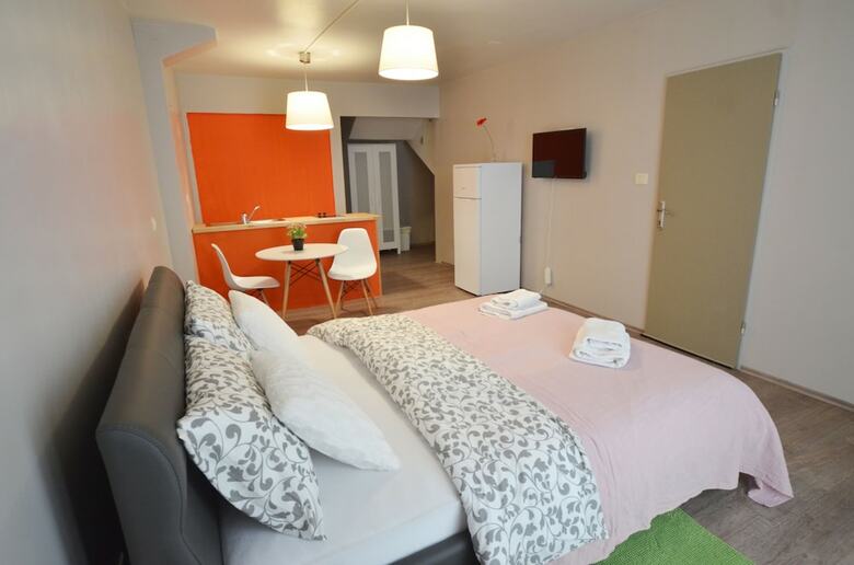 Old Town ?valba Apartments