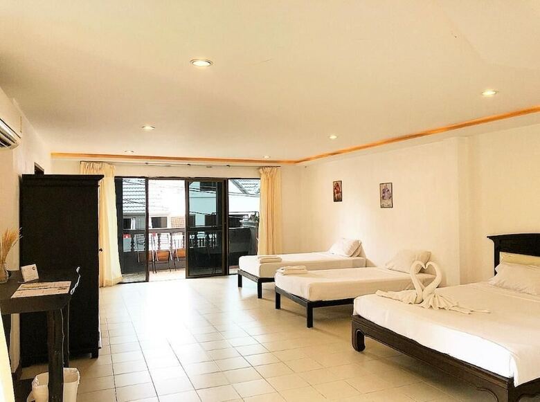 Hi Karon Beach Hotel