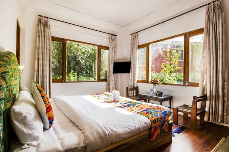 Fabhotel Mm Cottage
