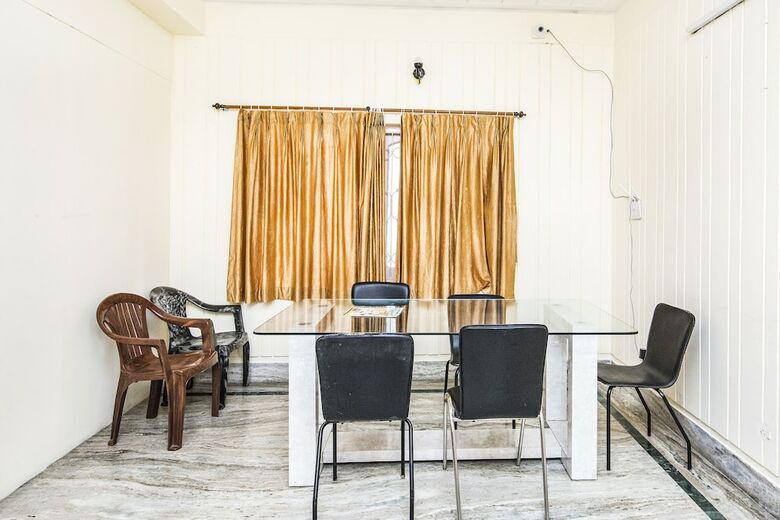 Fabhotel Astoria House Salt Lake