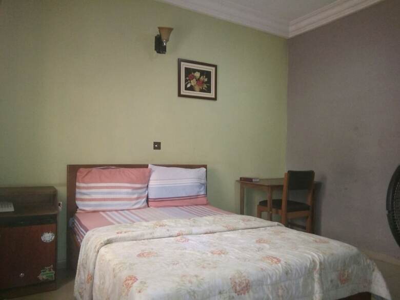 Prime Rose Hotel And Suites