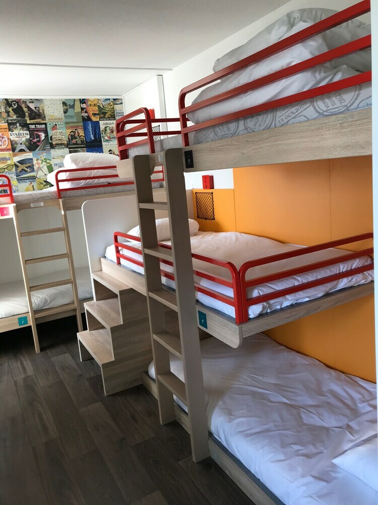 Hotelf1 Lyon Massieux