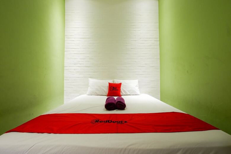 Hotel Reddoorz Near Universitas Diponegoro 2