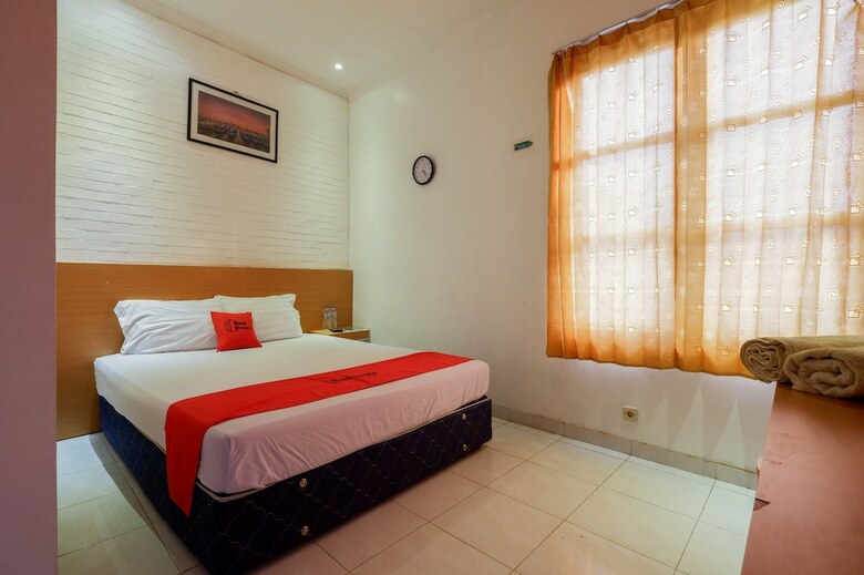 Hotel Reddoorz Near Universitas Diponegoro 2