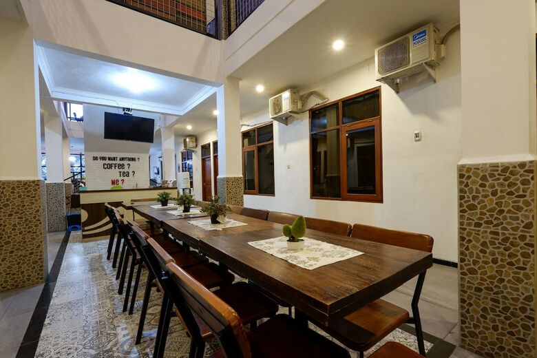 Hotel Reddoorz Near Universitas Diponegoro 2