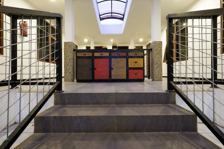Hotel Reddoorz Near Universitas Diponegoro 2
