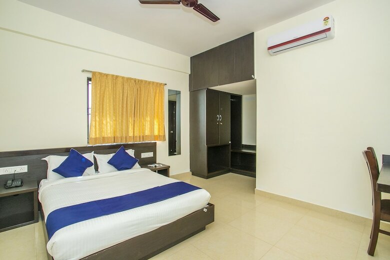 Hotel Oyo 20026 Silverkey Rr Nagar