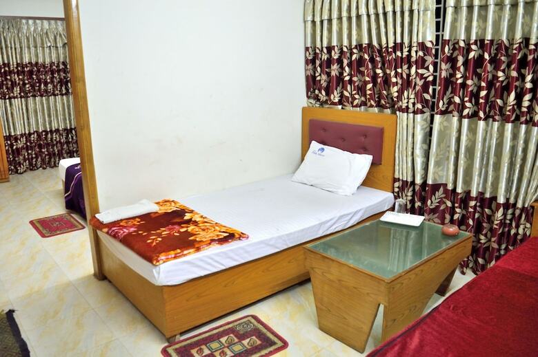 Hotel Pink Shore