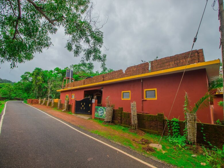 Apartamentos Oyo 15436 Home Studio Near Khuske Waterfall