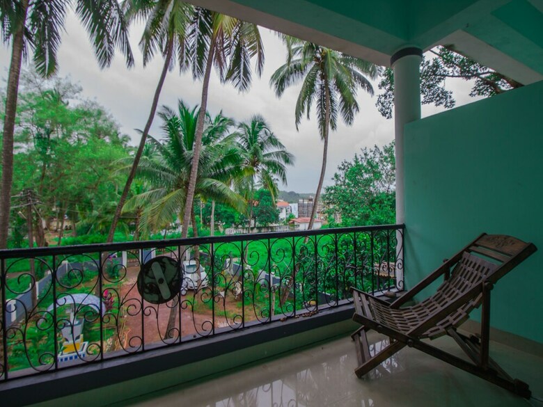 Hotel Oyo 15912 Home Field View 1bhk Mapusa