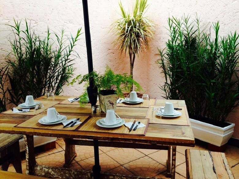Hostal Pousada Pedra Rosa