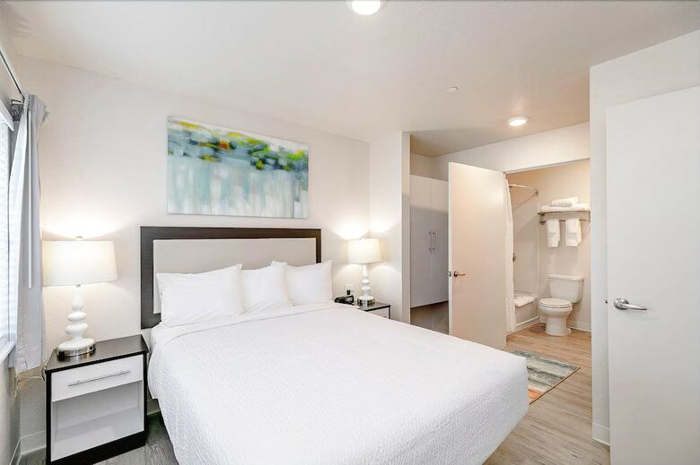 Apartamentos Oakwood Waterwalk Dallas- Richardson