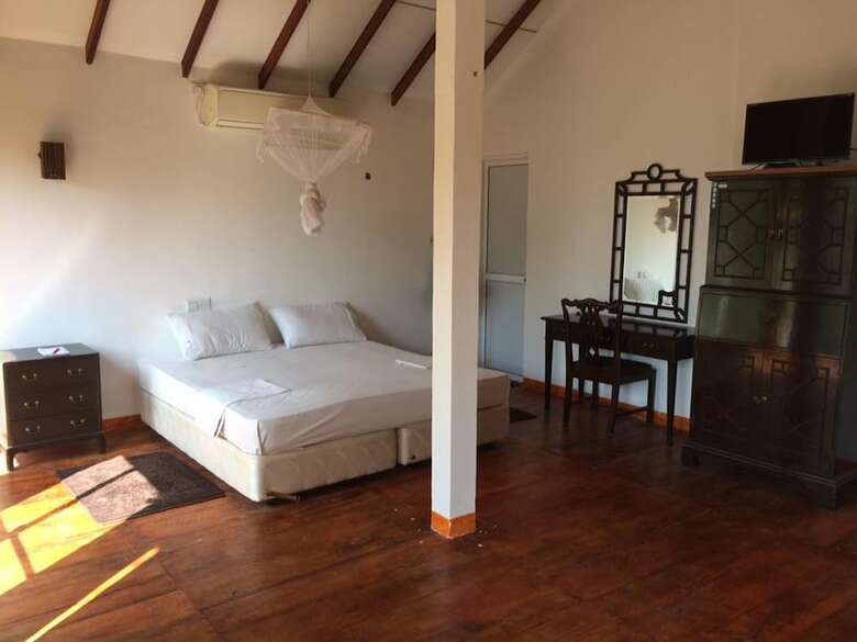 Hotel Sarada Beach Resort