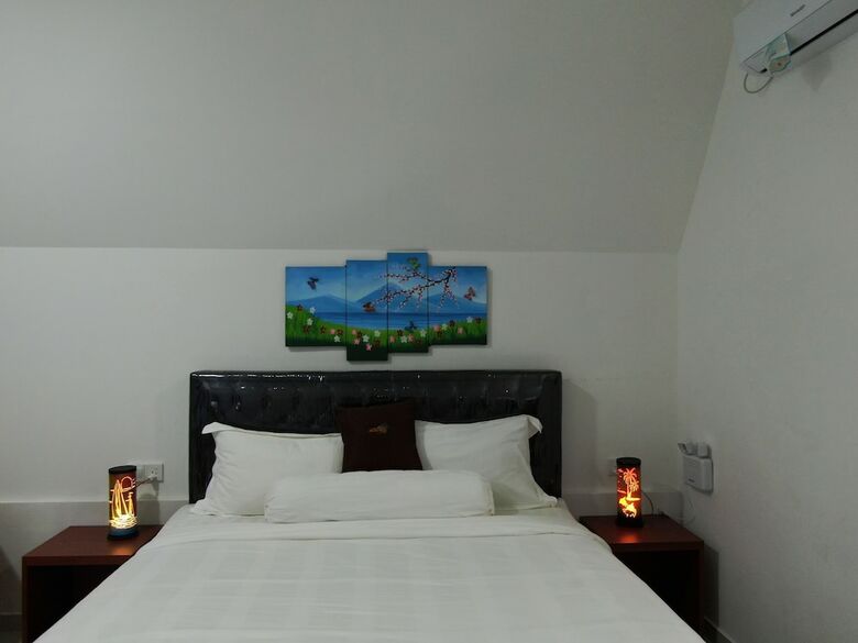 Bed & Breakfast Madu Tiga Beach & Resort