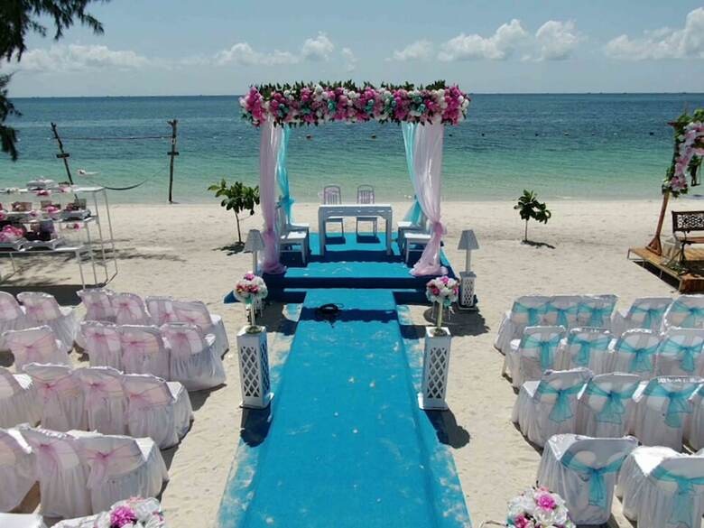 Bed & Breakfast Madu Tiga Beach & Resort