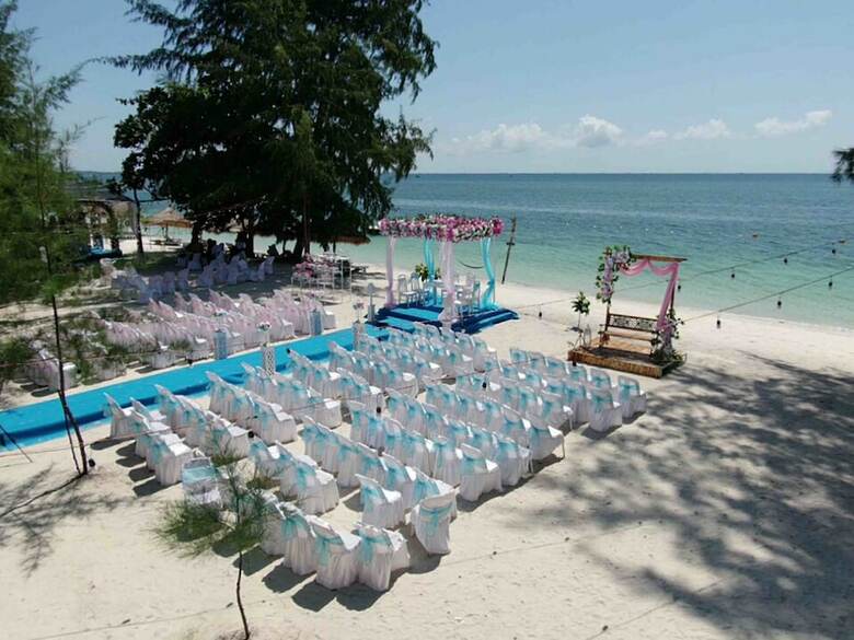 Bed & Breakfast Madu Tiga Beach & Resort