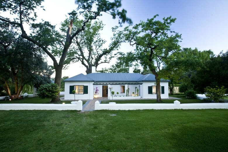 Bed & Breakfast Allee Bleue Hospiltality