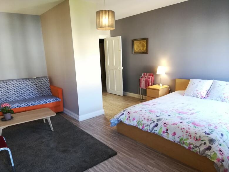 Hotel Jacaranda De Banaudon