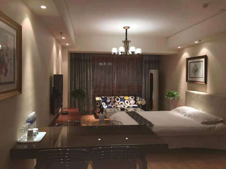 Tiandi Huadian Apartment Qilinshe